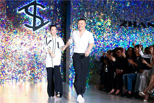 谭晶出席ZHANGSHUAI 2019明媚 秋冬新品发布会