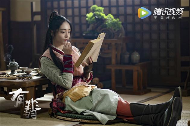 周洁琼造型