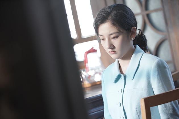 乔四美 年代感卷发