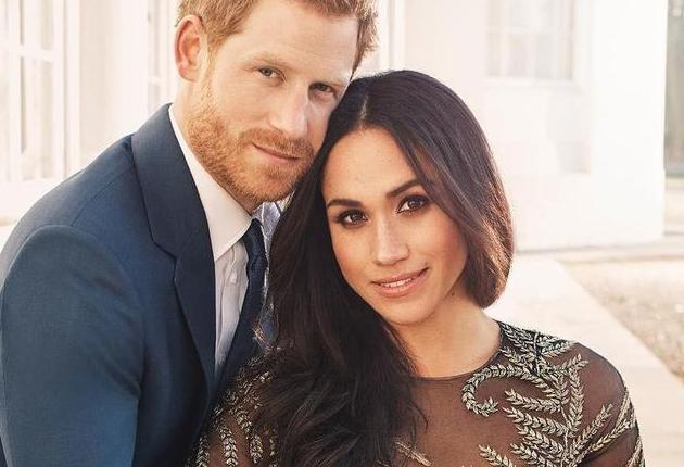 哈利王子和-Meghan-Markle-订婚照