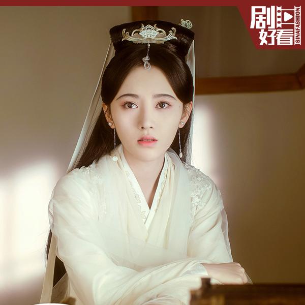 鞠婧祎