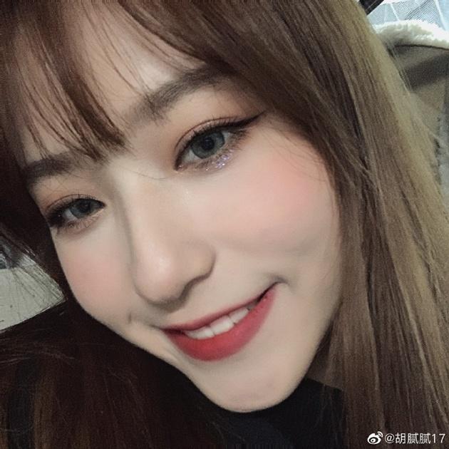 图片来自时尚博主:@胡腻腻17 微博
