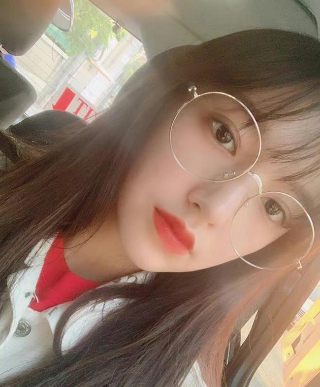 程潇眼镜妆