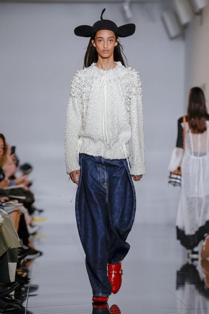 2019秋冬巴黎时装周 Loewe秀场
