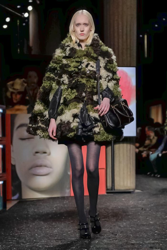 2019秋冬巴黎时装周 MIU MIU秀场