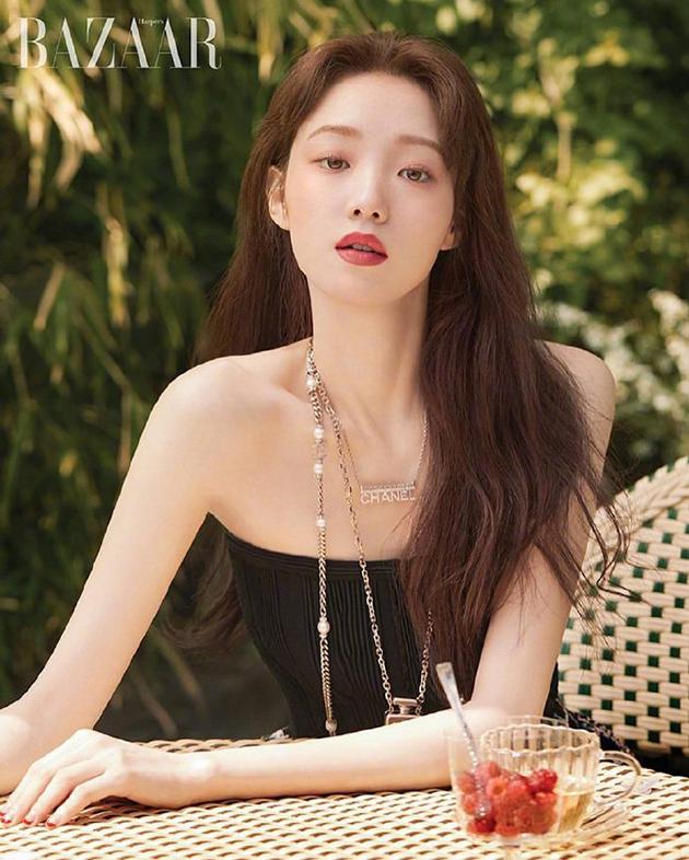 李圣经 爆汁树莓妆