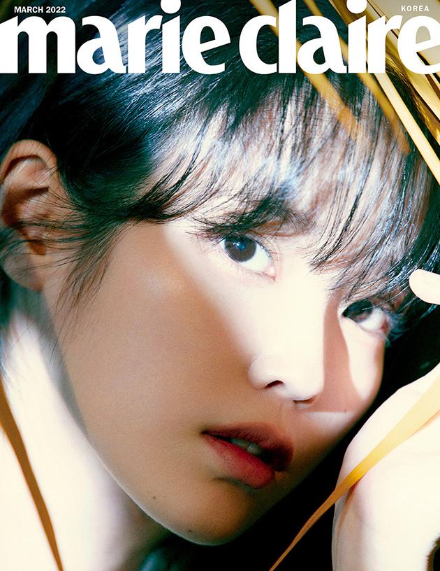 IU 无眼影妆