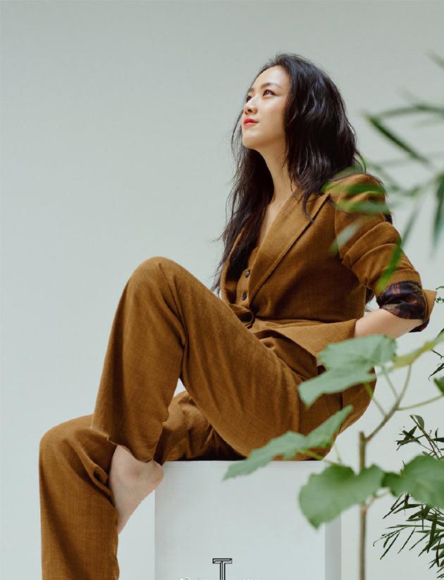 汤唯 x T Magazine 9月刊封面大片