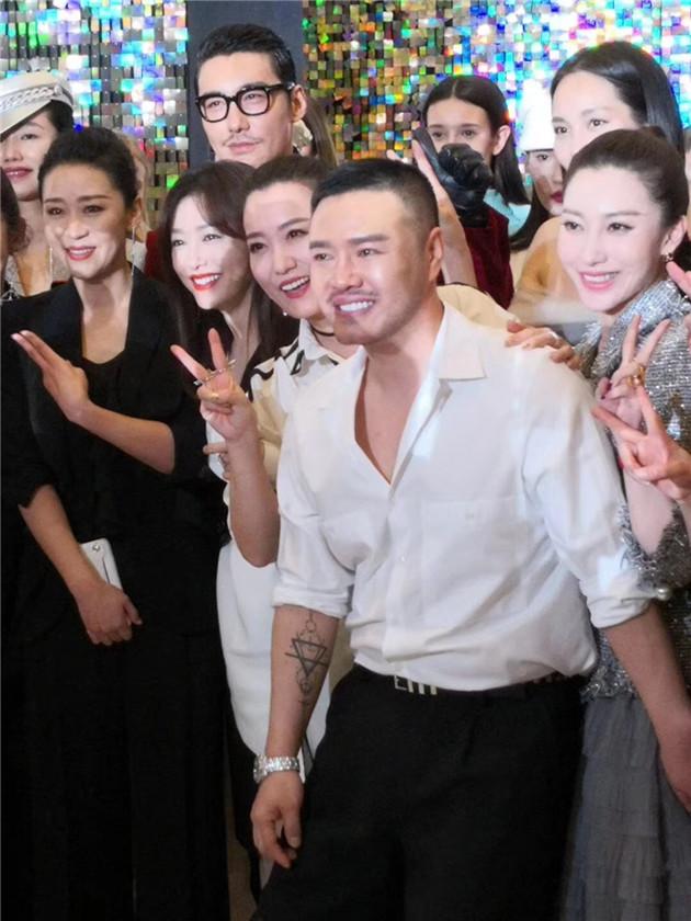 众星出席ZHANGSHUAI 2019明媚 秋冬新品发布会