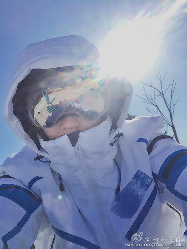 王俊凯 滑雪大片