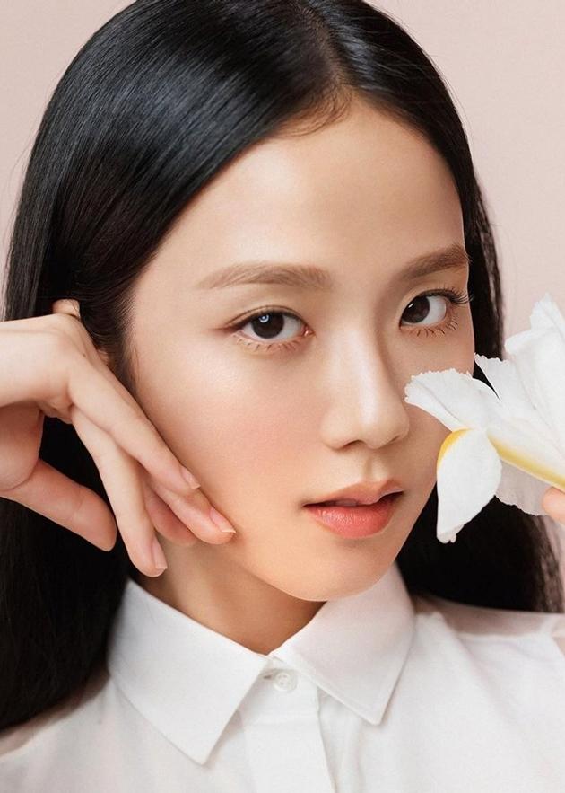 金智秀 0妆感眼妆