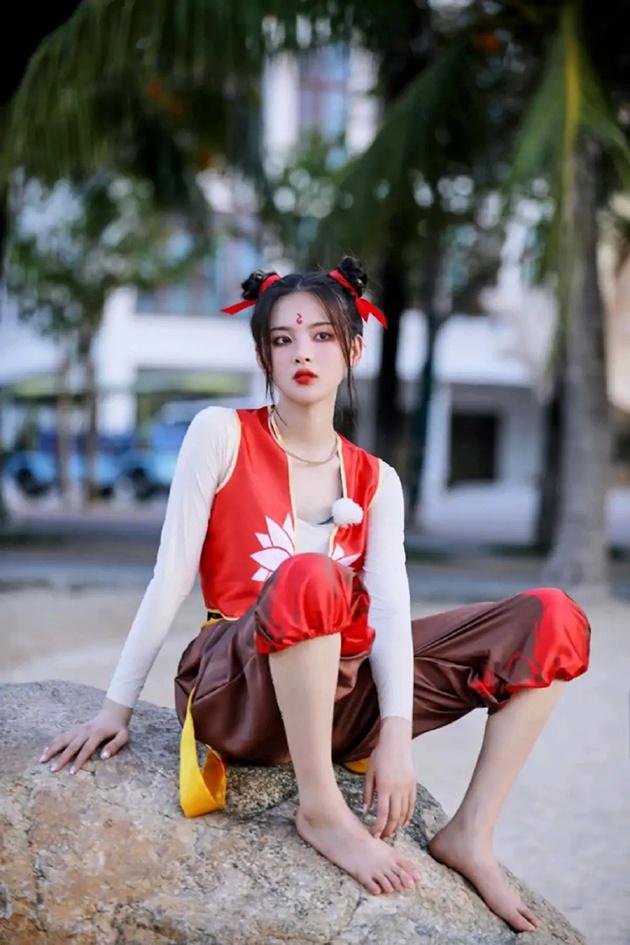 杨超越哪吒造型