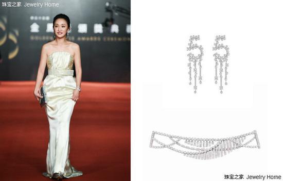Chanel 香奈儿 N°5 18K白金镶钻耳环 Chanel 香奈儿 臻品珠宝1932系列 Franges Swing 18K白金镶钻手镯