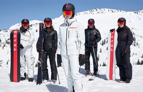 Prada 推出的滑雪系列