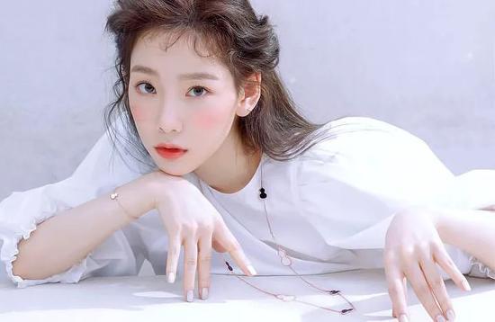 *图片来自:韩版NYLON3月刊