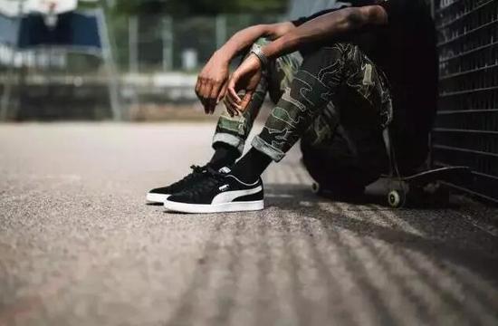 puma suede classic,在街舞dancer里也是备受宠爱的一款啦。