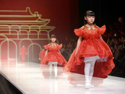 少儿华服品牌“祯祥瑞”亮相中国国际时装周