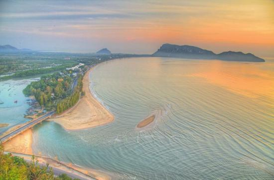 ©Troup Dresser/Flickr