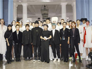 岳晓琳化妆造型品牌“YES！10.0”绽放中国国际时装周舞台