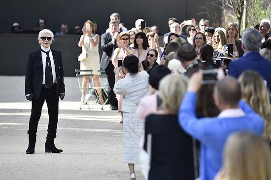Karl Lagerfeld 图片来源:Fashionnista