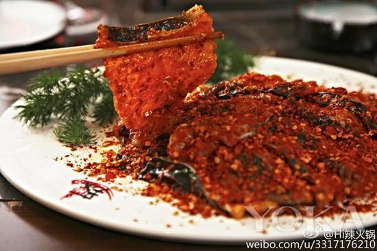 邓家佳——Hi辣火锅 图片源自官博