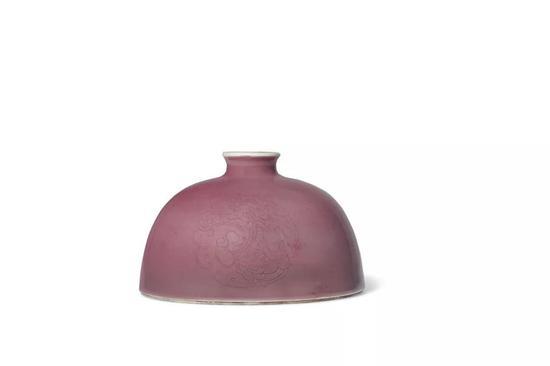 ▲清康熙 豇豆红釉太白尊 估价8-12万美金 ©Christie‘s New York