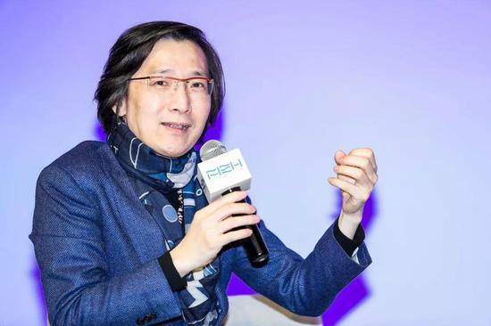 圆桌对谈主持林明杰 艺术家、资深艺评家、策展人