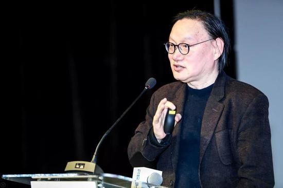 徐明松 上海人民美术出版社副总编辑 上海大学上海美术学院兼职教授