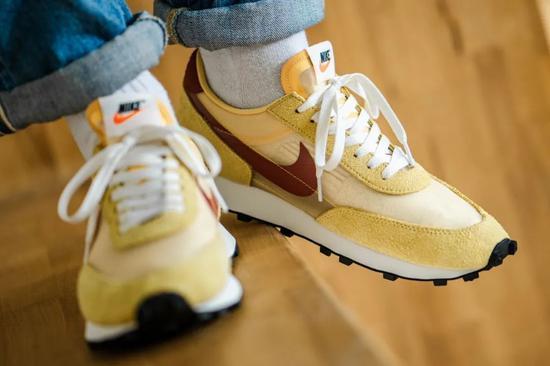 Nike Daybreak SP