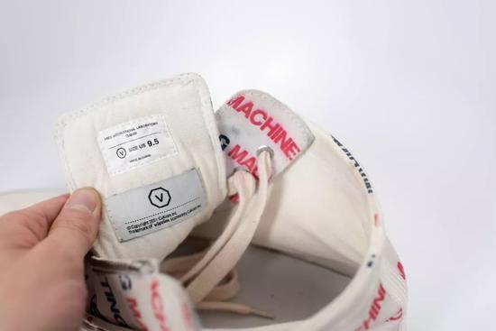 注重工艺和品质的 visvim 部分单品亦是中国制造