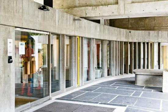 Off-White Resort/Maison du Brésil, Paris