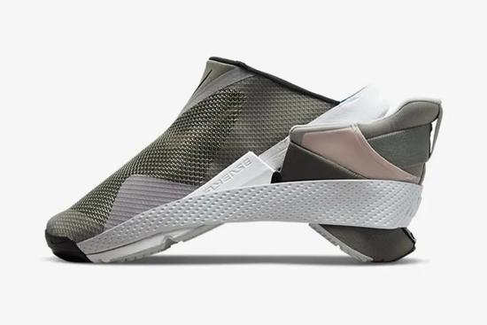 Nike GO FlyEase