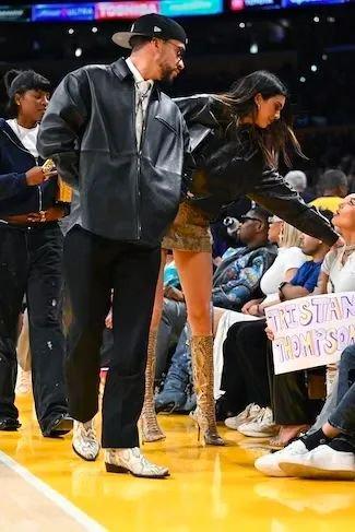 Kendall & Bunny / Via People