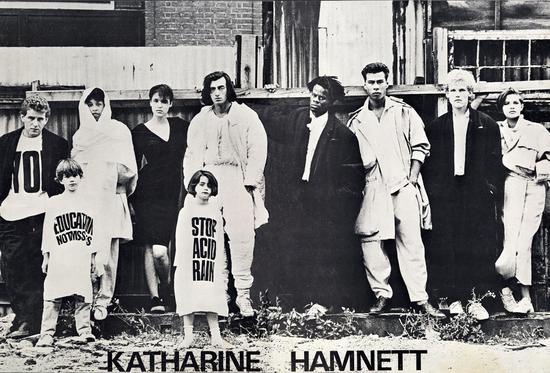 Katharine Hamnett 2019 秋冬胶囊系列(上图)及 1980S 系列(下图) | Via Katharine Hamnett