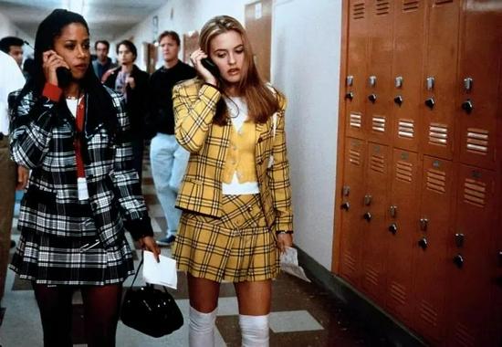 《Clueless》剧照