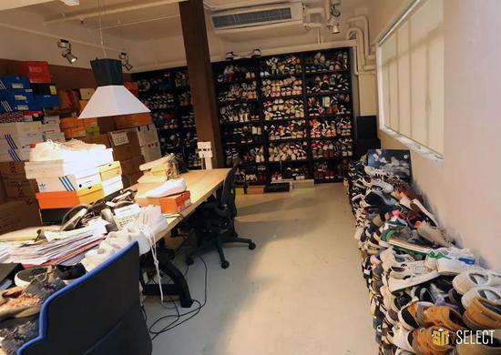 image:sneakernews