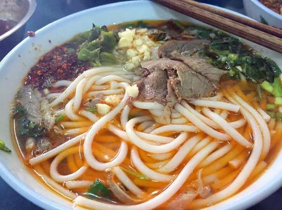 ▲金沙羊肉粉,与遵义羊肉粉比较接近。图/西夏