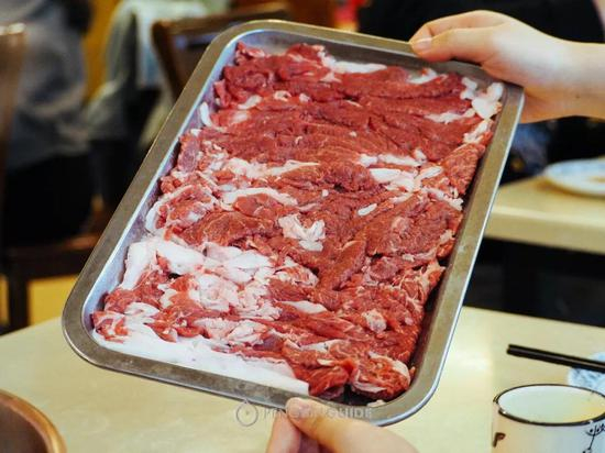 羊肉黏盘不撒,吃完盘底干净无血水