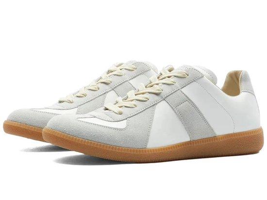 Replica Sneaker