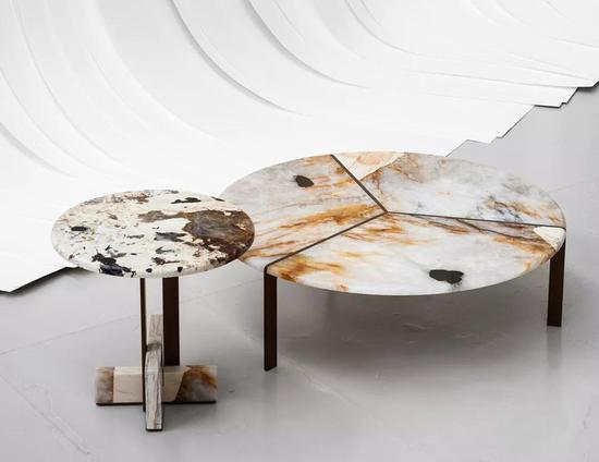 设计:Tacchini