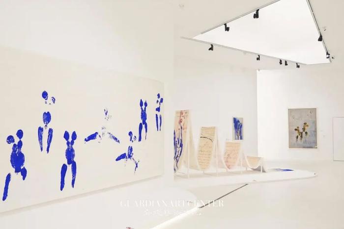 《伊夫·克莱因—超越时空》展览现场