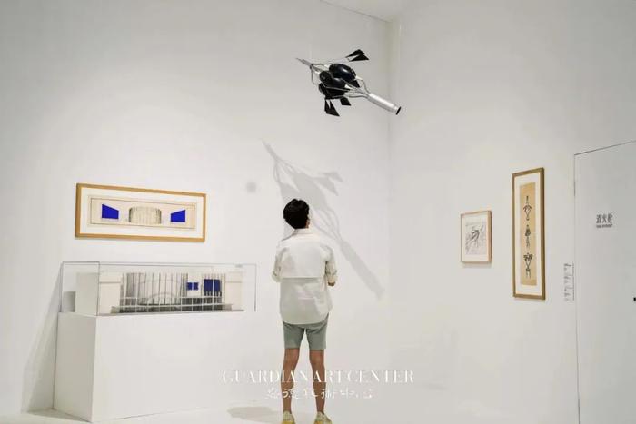 《伊夫·克莱因—超越时空》展览现场