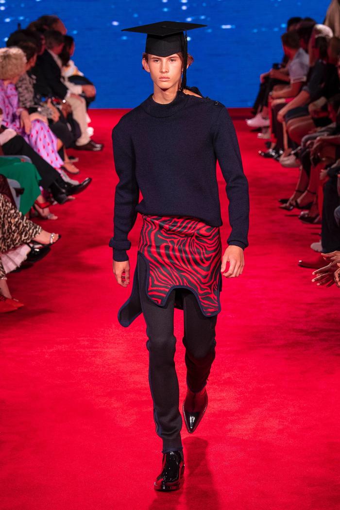 SPRING 2019 READY-TO-WEAR CALVIN KLEIN 205W39NYC