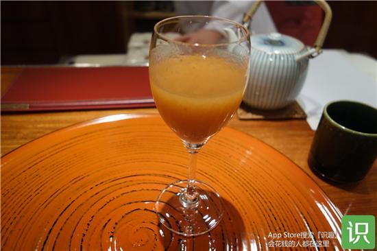 餐前柿子酒