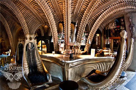 Giger Bars