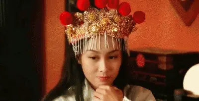 若要说那个年代的“精灵古怪”担当第一人,非朱茵莫属。