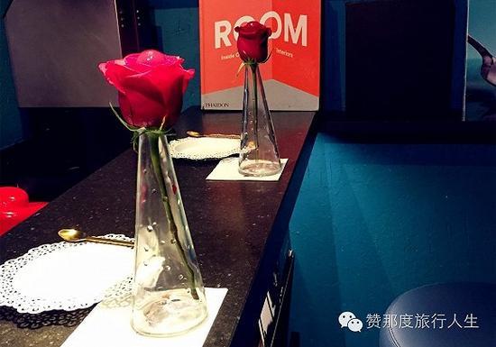 The Rose(玫瑰,你只有亲自品尝才能知道这道分子料理甜点的妙处)