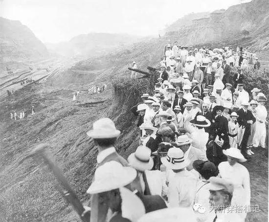 Aug 15, 1914: Panama Canal open to traffic