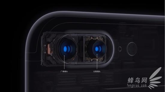 iPhone7 Plus采用了广角镜头+长焦镜头的双镜头组合方式