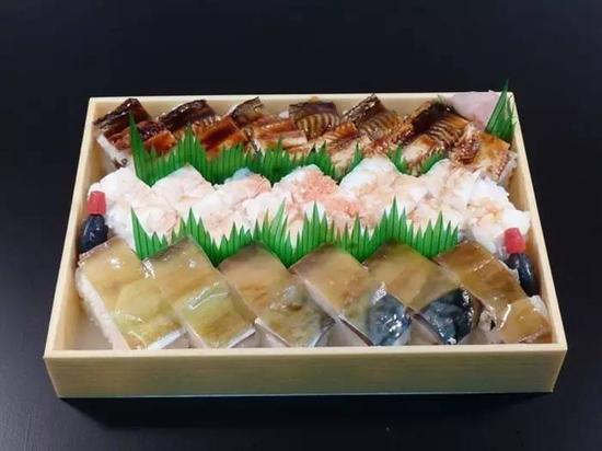 箱寿司